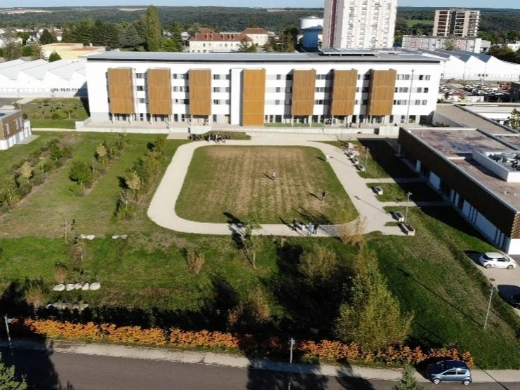 Image du Lycee E. DECOMBLE